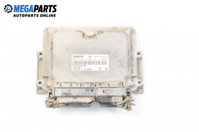 Компютър двигател за Lancia Thesis Sedan (07.2002 - 07.2009) 2.4 JTD (841AXD1B02), 150 к.с., № Bosch 0 281 010 333