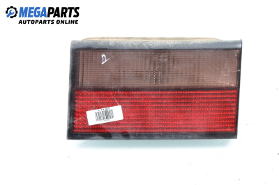 Вътрешен стоп за Citroen Xantia Hatchback I (03.1993 - 01.1998), хечбек, позиция: дясна