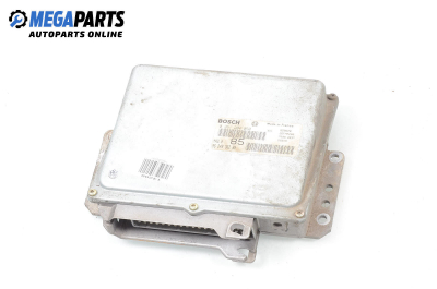 Компютър двигател за Peugeot 106 I Hatchback (08.1991 - 04.1996) 1.0, 45 к.с., № 0 261 204 050