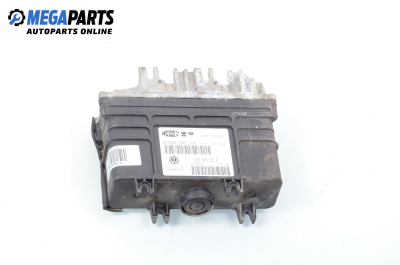 Компютър двигател за Volkswagen Polo Hatchback II (10.1994 - 10.1999) 100 1.4 16V, 100 к.с., № 030 906 030 D