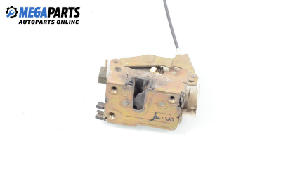 Брава на врата за Mazda 323 F VI Hatchback (09.1998 - 05.2004), позиция: задна, дясна