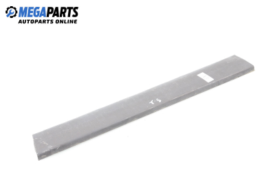 Външни лайсни за Volkswagen Passat Sedan B5 (08.1996 - 12.2001), седан, позиция: дясна