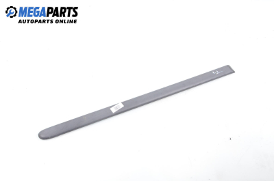 Външни лайсни за Renault Laguna I Hatchback (11.1993 - 08.2002), хечбек, позиция: дясна