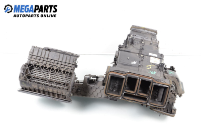 Въздуховод парно за Mercedes-Benz M-Class SUV (W164) (07.2005 - 12.2012) ML 280 CDI 4-matic (164.120), 190 к.с., № A2518300562 / 929555D