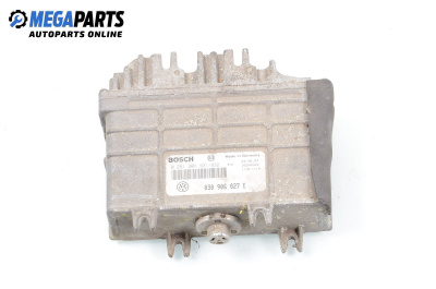 Компютър двигател за Volkswagen Polo Hatchback II (10.1994 - 10.1999) 50 1.0, 50 к.с., № 030 906 027 Е
