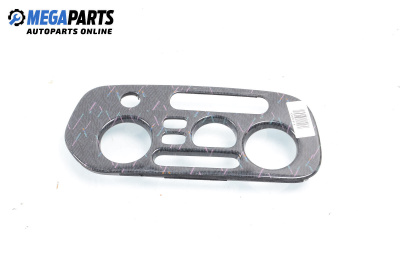 Централна конзола за Mitsubishi Colt V Hatchback (09.1995 - 09.2003)