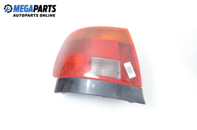 Стоп за Audi A4 Sedan B5 (11.1994 - 09.2001), седан, позиция: лява