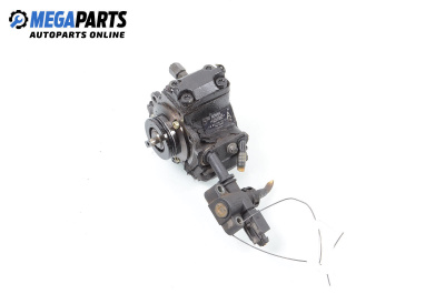 ГНП-горивонагнетателна помпа за Mercedes-Benz C-Class Sedan (W202) (03.1993 - 05.2000) C 200 CDI (202.134), 102 к.с., № Bosch 0 445 010 008