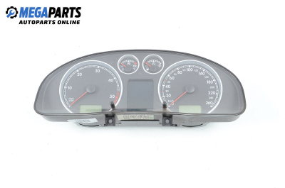 Километраж за Volkswagen Passat Variant B5.5 (09.2000 - 08.2005) 2.5 TDI, 150 к.с.