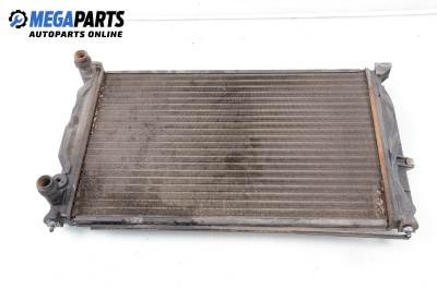 Воден радиатор за Audi A4 Sedan B5 (11.1994 - 09.2001) 1.6, 100 к.с.