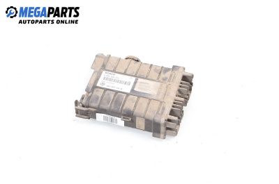 Компютър двигател за Volkswagen Passat Variant B3, B4 (02.1988 - 06.1997) 1.8, 90 к.с., № BOSCH 0 261 200 271