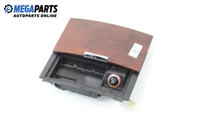 Пепелник за Volkswagen Touareg SUV (10.2002 - 01.2013)