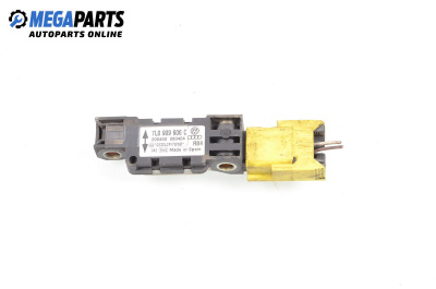 Сензор airbag за Volkswagen Touareg SUV (10.2002 - 01.2013), № 7L0 909 606 C