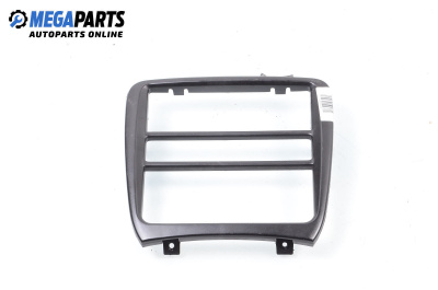 Централна конзола за Daewoo Nubira Station Wagon (04.1997 - 06.1999)