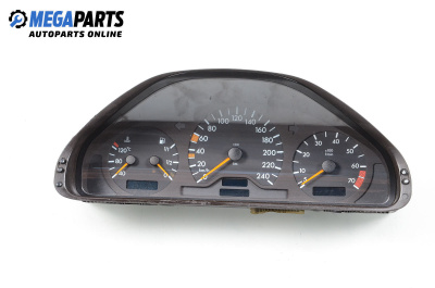 Километраж за Mercedes-Benz E-Class Estate (S210) (06.1996 - 03.2003) E 200 T (210.235), 136 к.с., № 88311265