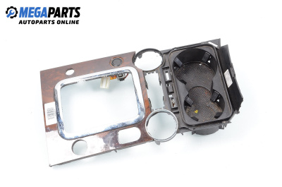 Централна конзола за Volkswagen Touareg SUV (10.2002 - 01.2013)