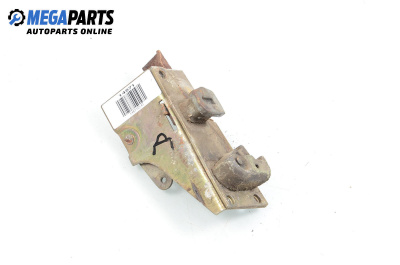 Брава на врата за RAF 2203 Latvija (01.1976 - 12.1997), позиция: предна, дясна