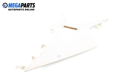 Интериорна пластмаса за Mercedes-Benz C-Class Sedan (W204) (01.2007 - 01.2014), 4+1 вр., седан, позиция: задна