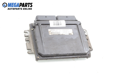 Компютър двигател за Renault Clio II Hatchback (09.1998 - 09.2005) 1.4 16V (B/CB0P), 98 к.с., № 8200039797
