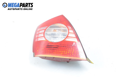 Стоп за Hyundai Elantra Sedan (06.2000 - 07.2006), седан, позиция: лява