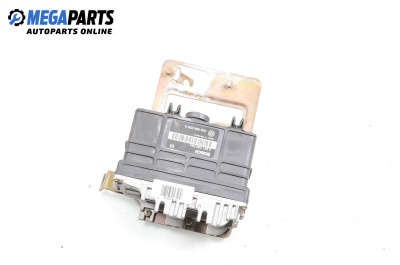 Компютър двигател за Volkswagen Golf III Hatchback (08.1991 - 07.1998) 1.6, 75 к.с., № 032 906 026 А