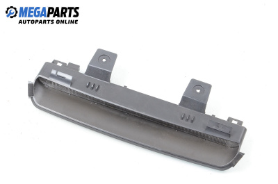 Трети стоп за Volvo V40 Estate (07.1995 - 06.2004), комби