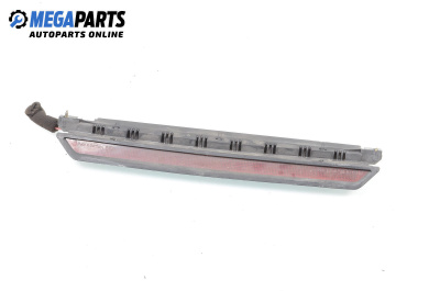 Трети стоп за Volkswagen Passat III Variant B5 (05.1997 - 12.2001), комби