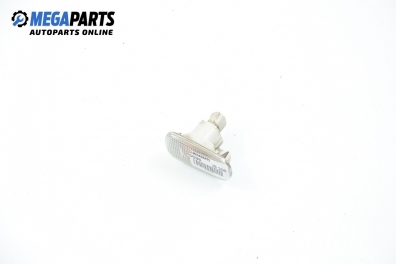 Мигач за Lexus IS I Sedan (04.1999 - 07.2005), седан, позиция: лява