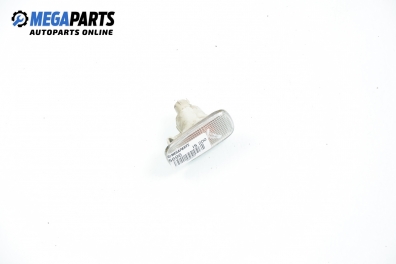 Мигач за Lexus IS I Sedan (04.1999 - 07.2005), седан, позиция: дясна