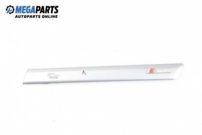 Външни лайсни за Audi A3 Hatchback II (05.2003 - 08.2012), хечбек, позиция: лява