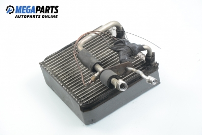 Вътрешен радиатор климатик за Nissan Terrano II SUV (10.1992 - 09.2007) 2.7 TDi 4WD, 125 к.с.