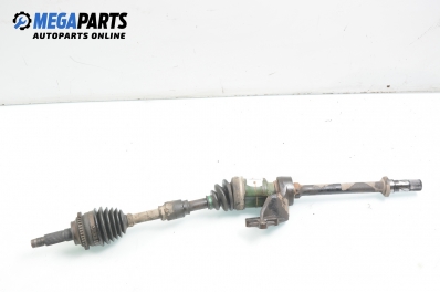 Полуоска за Mazda Premacy Minivan (07.1999 - 03.2005) 2.0 TD, 101 к.с., позиция: дясна