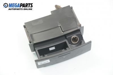 Пепелник за Kia Sorento I SUV (08.2002 - 12.2009)