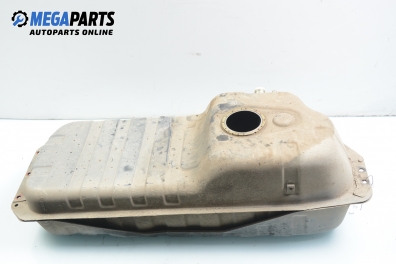 Резервоар за горивото за Kia Sorento I SUV (08.2002 - 12.2009) 2.5 CRDi