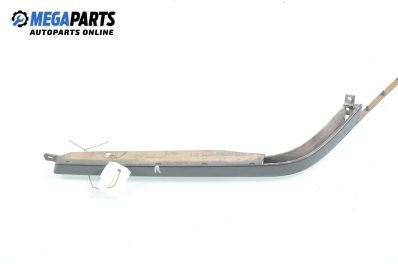 Лайсна под фар за Mercedes-Benz C-Class Sedan (W202) (03.1993 - 05.2000), седан, позиция: лява