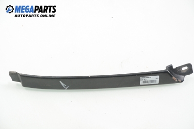 Лайсна под фар за Audi A6 Sedan C4 (06.1994 - 10.1997), седан, позиция: дясна