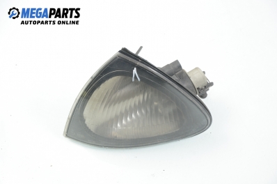 Мигач за Toyota Avensis Station Wagon I (09.1997 - 02.2003), комби, позиция: лява