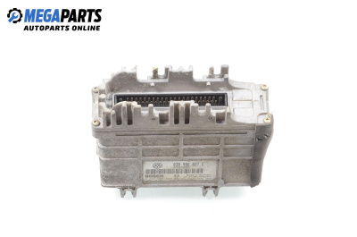 Компютър двигател за Volkswagen Polo Hatchback II (10.1994 - 10.1999) 50 1.0, 50 к.с., № 030 906 027 E