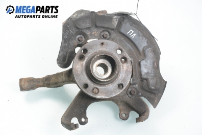 Шенкел главина за Volkswagen Polo Hatchback II (10.1994 - 10.1999), позиция: предна, лява