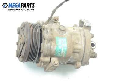Компресор климатик за Opel Corsa B Hatchback (03.1993 - 12.2002) 1.2 i 16V, 65 к.с., № 09 114 942 / SD6V08