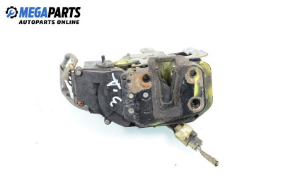 Брава на врата за Kia Cerato Sedan I (04.2004 - 12.2009), позиция: задна, дясна