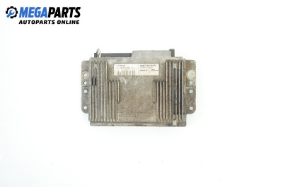 Компютър двигател за Renault Clio II Hatchback (09.1998 - 09.2005) 1.6 (B/CB0D), 90 к.с., № 7700110935