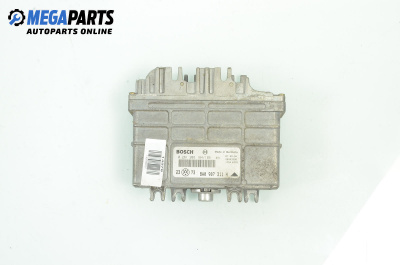 Компютър двигател за Volkswagen Golf III Hatchback (08.1991 - 07.1998) 1.8, 90 к.с., № 0 261 203 184/185