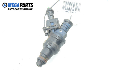 Дюза бензин за Saab 900 II Cabrio (09.1993 - 02.1998) 2.0 i, 131 к.с., № 0280150432