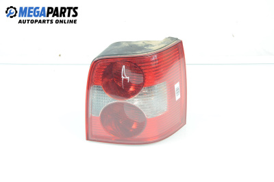 Стоп за Volkswagen Passat IV Variant B5.5 (09.2000 - 08.2005), комби, позиция: дясна