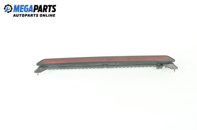 Трети стоп за Volkswagen Passat IV Variant B5.5 (09.2000 - 08.2005), комби