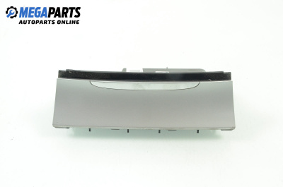 Пепелник за Volkswagen Passat V Variant B6 (08.2005 - 11.2011)
