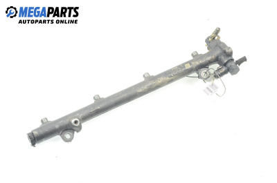 Горивна рейка за Mercedes-Benz C-Class Sedan (W203) (05.2000 - 08.2007) C 220 CDI (203.006), 143 к.с., № Bosch  0 445 214 004
