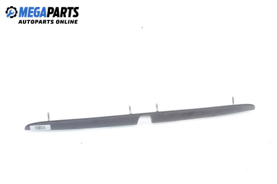 Лайсна заден капак за Toyota Avensis I Sedan (09.1997 - 02.2003), седан, позиция: задна