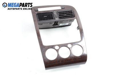 Централна конзола за Toyota Avensis I Sedan (09.1997 - 02.2003)